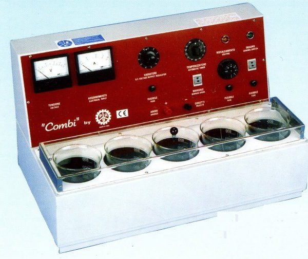 BAÑOS ELECTROLITICOS, PATINAS Y BARNICES